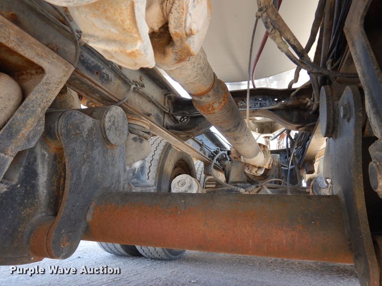 image for item DR1171 1993 Mack DM690S  ready mix truck