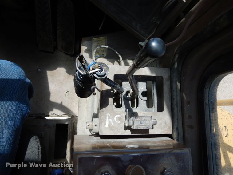 image for item DR1174 1994 Caterpillar 980F  wheel loader