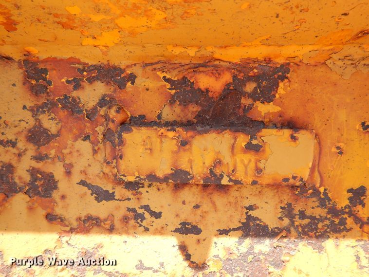 image for item DR1181 1980 John Deere 450C  track loader