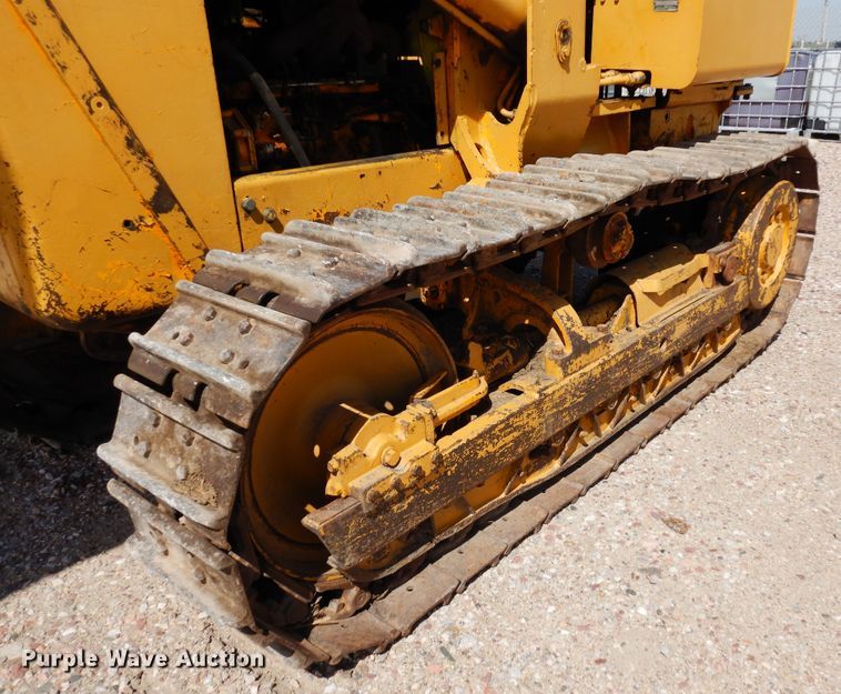 image for item DR1181 1980 John Deere 450C  track loader