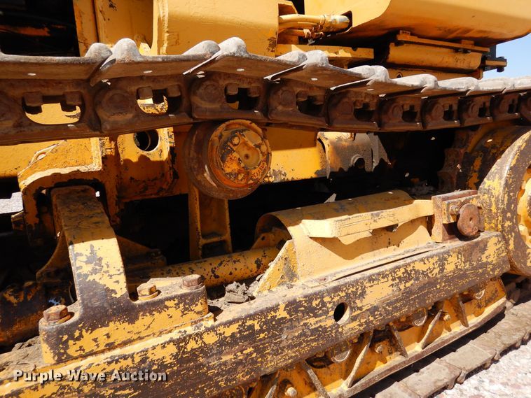 image for item DR1181 1980 John Deere 450C  track loader