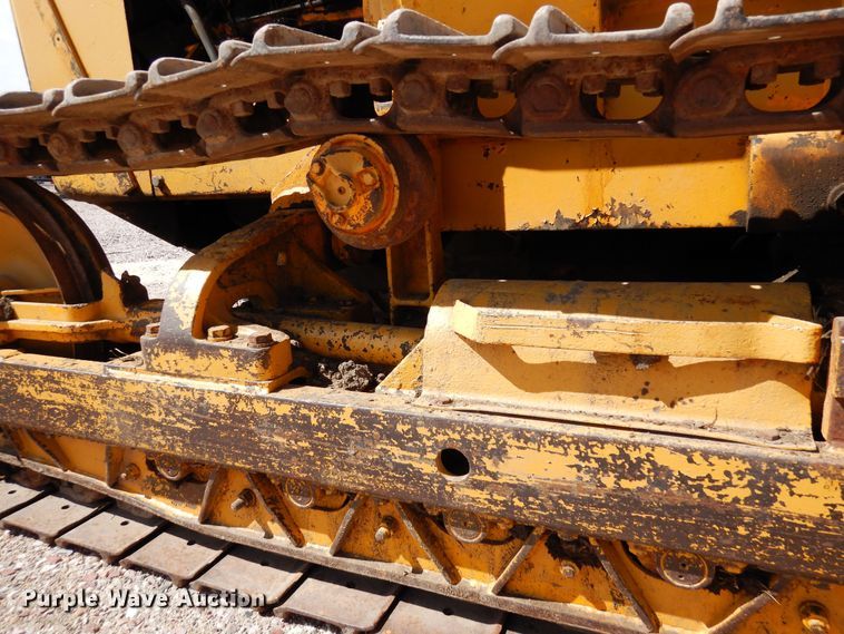 image for item DR1181 1980 John Deere 450C  track loader