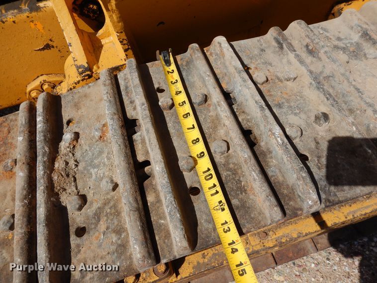 image for item DR1181 1980 John Deere 450C  track loader