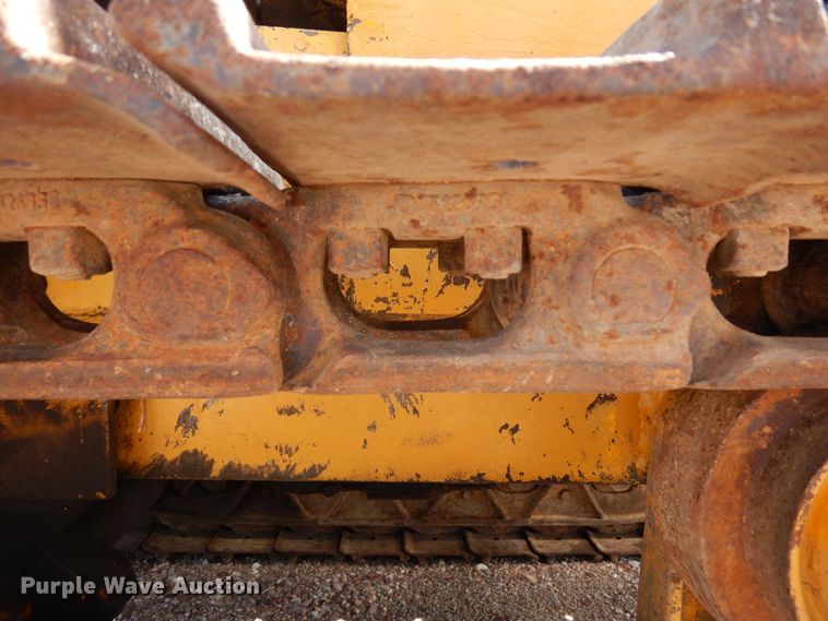 image for item DR1181 1980 John Deere 450C  track loader