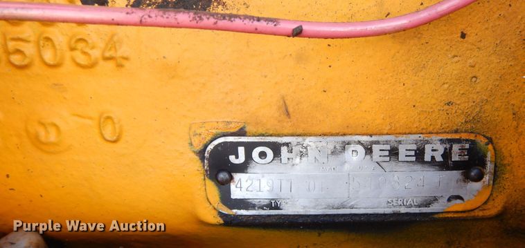 image for item DR1181 1980 John Deere 450C  track loader