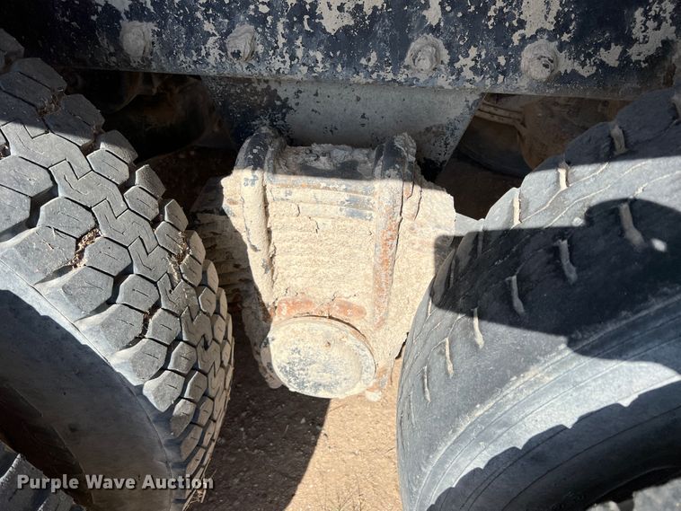 image for item DR1367 1993 Mack DM690S  ready mix truck