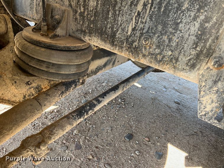 image for item DR1367 1993 Mack DM690S  ready mix truck