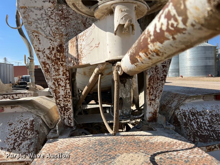 image for item DR1367 1993 Mack DM690S  ready mix truck