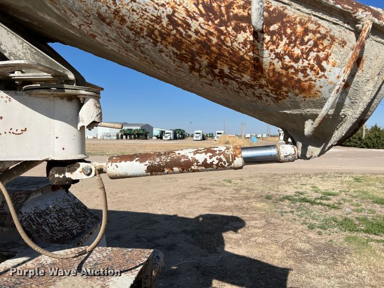 image for item DR1367 1993 Mack DM690S  ready mix truck