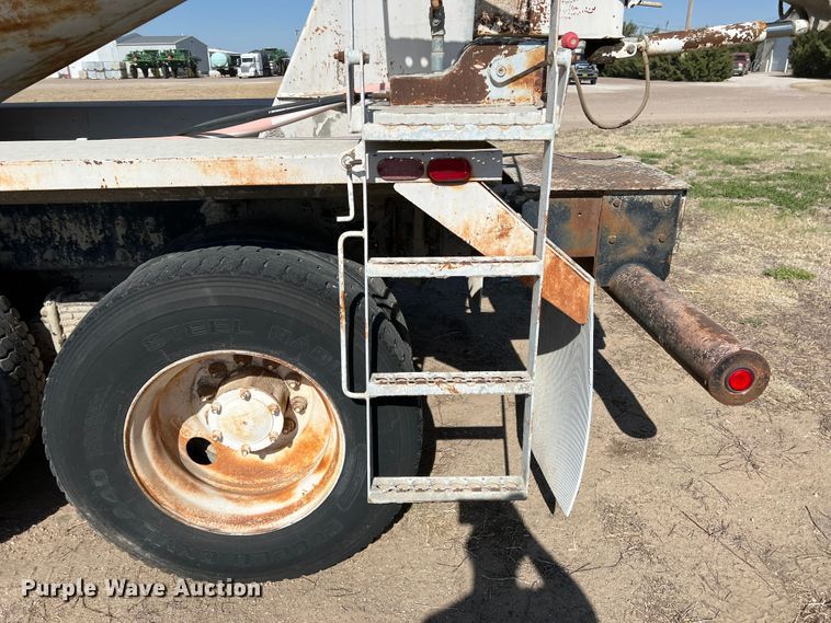 image for item DR1367 1993 Mack DM690S  ready mix truck