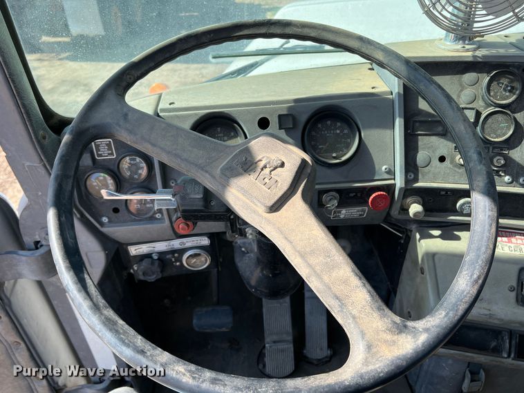 image for item DR1367 1993 Mack DM690S  ready mix truck