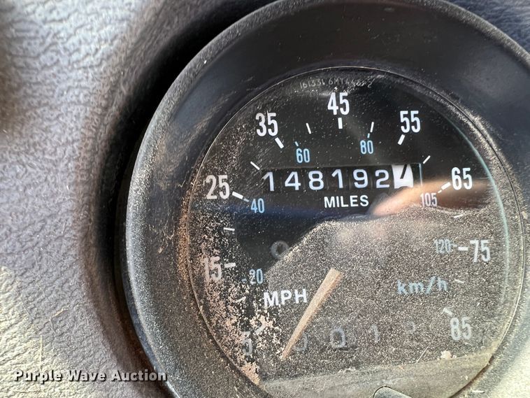 image for item DR1367 1993 Mack DM690S  ready mix truck