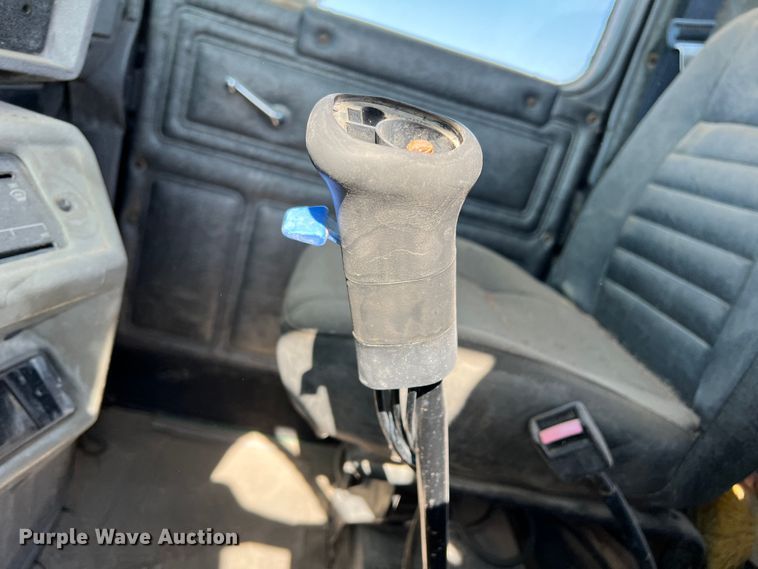 image for item DR1367 1993 Mack DM690S  ready mix truck