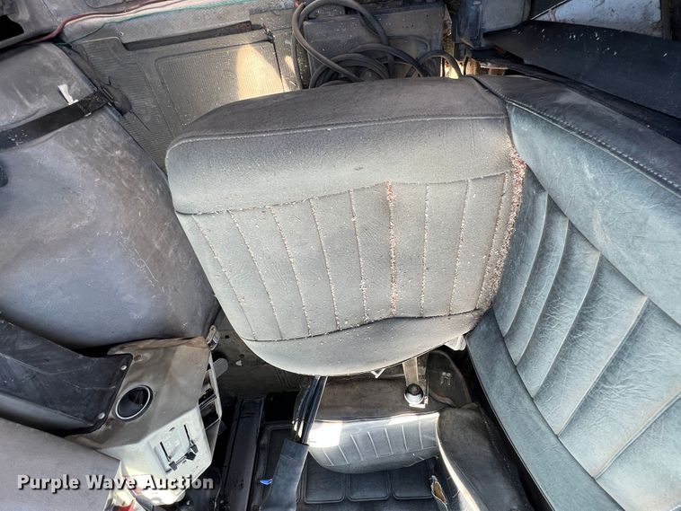 image for item DR1367 1993 Mack DM690S  ready mix truck