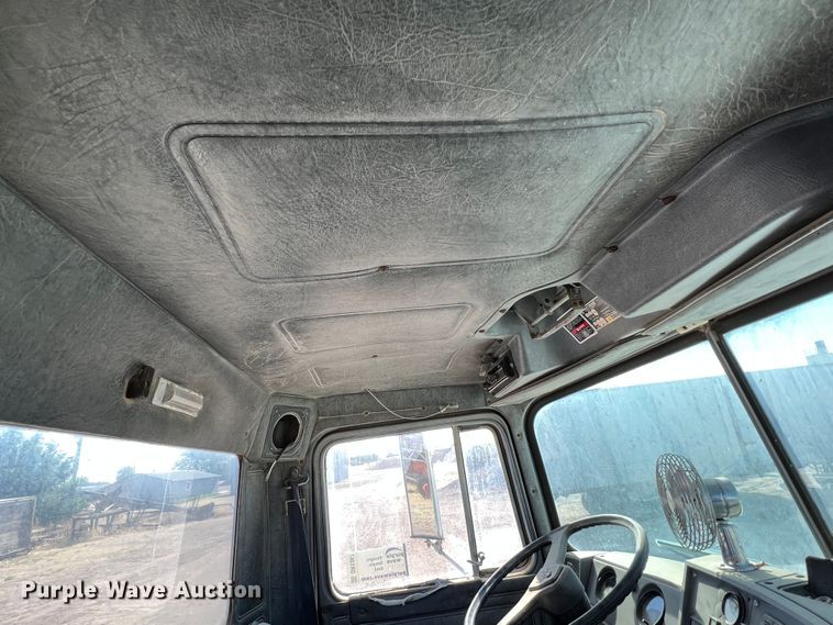 image for item DR1367 1993 Mack DM690S  ready mix truck