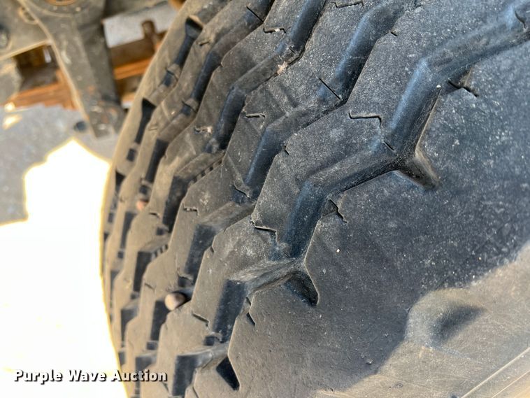 image for item DR1367 1993 Mack DM690S  ready mix truck