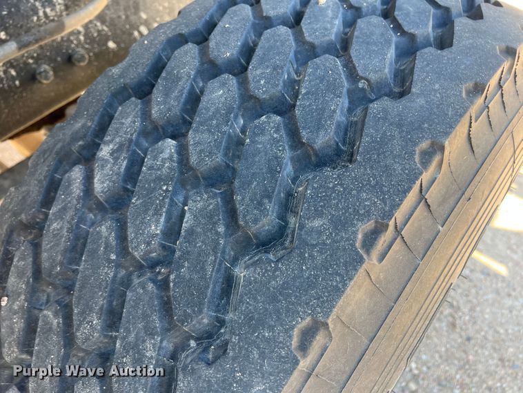 image for item DR1367 1993 Mack DM690S  ready mix truck