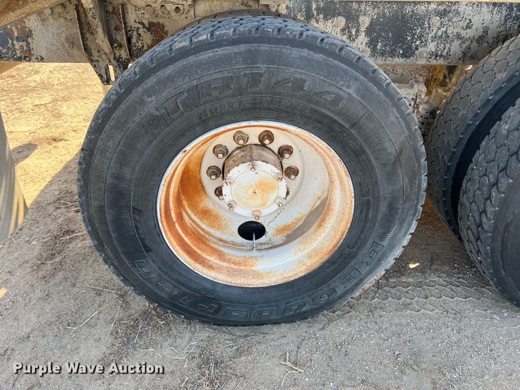 image for item DR1367 1993 Mack DM690S  ready mix truck