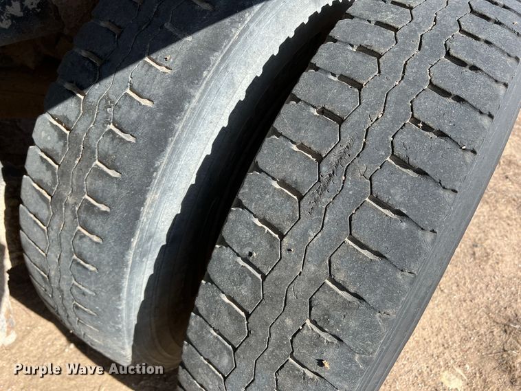 image for item DR1367 1993 Mack DM690S  ready mix truck