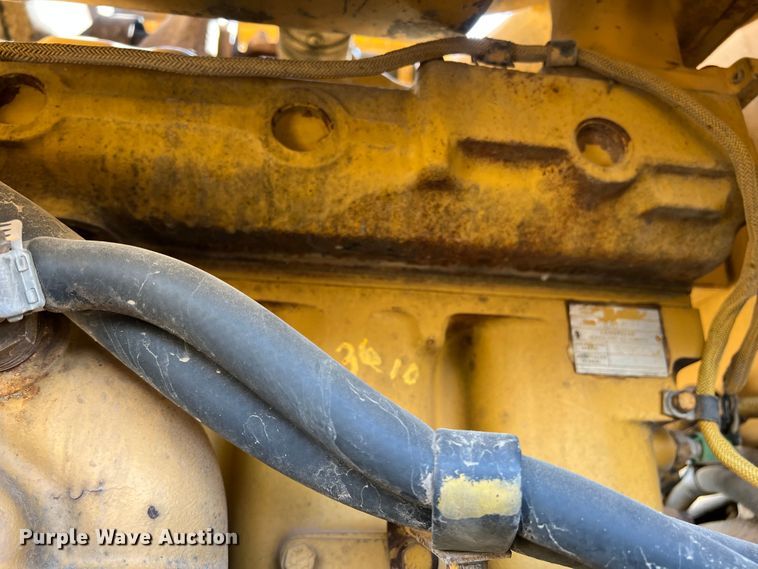 image for item DR1371 1983 Caterpillar 966D  wheel loader