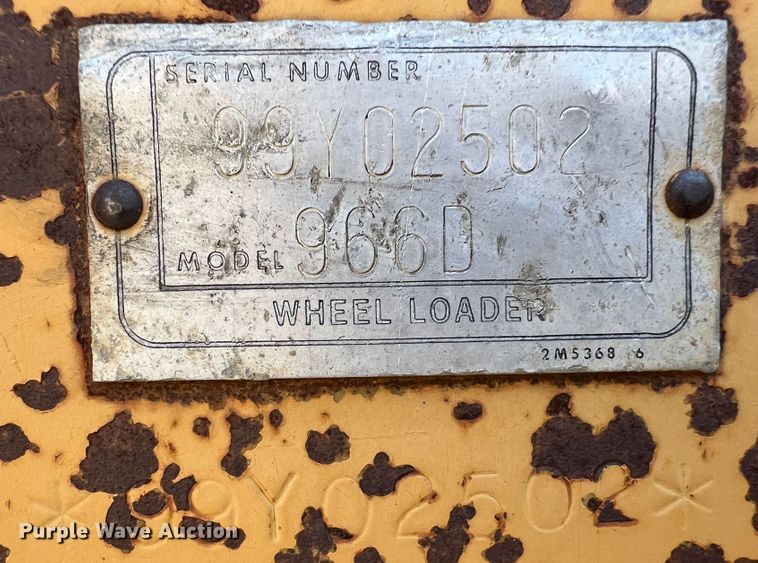 image for item DR1371 1983 Caterpillar 966D  wheel loader