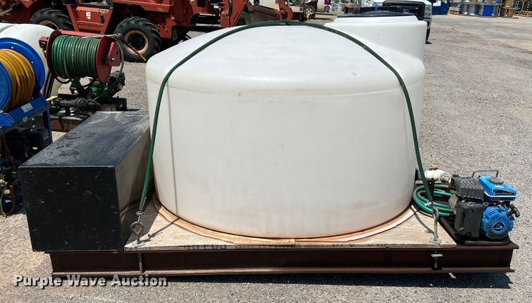 image for item DR1477 Poly tank