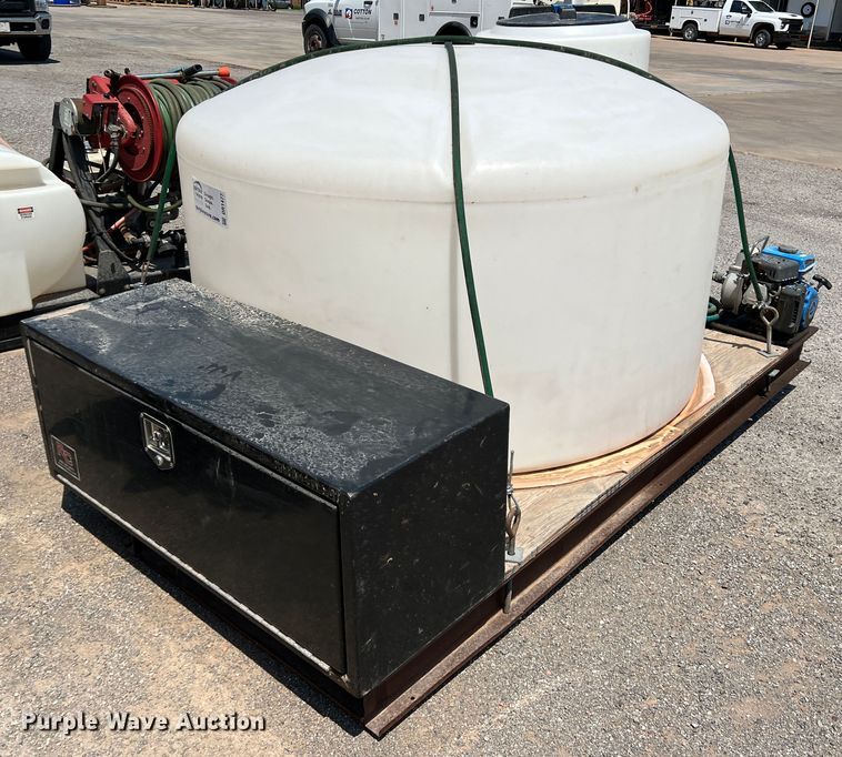 image for item DR1477 Poly tank