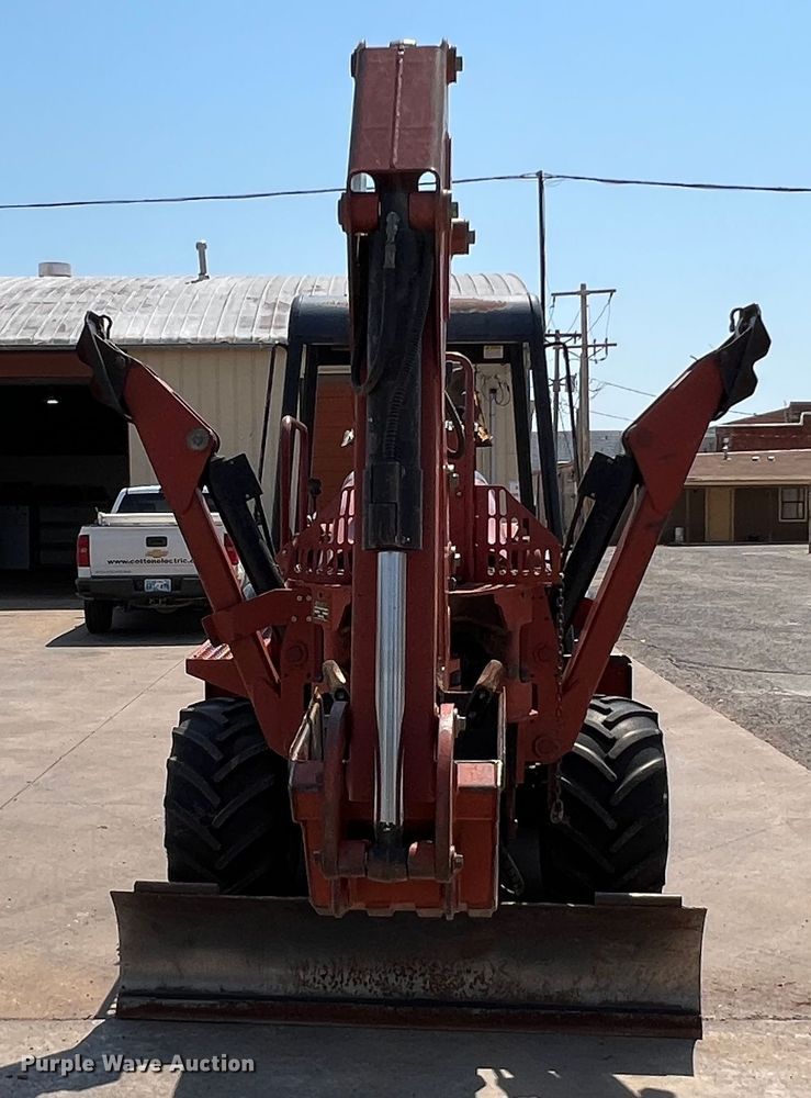 image for item DR1478 2006 Ditch Witch RT75  trencher
