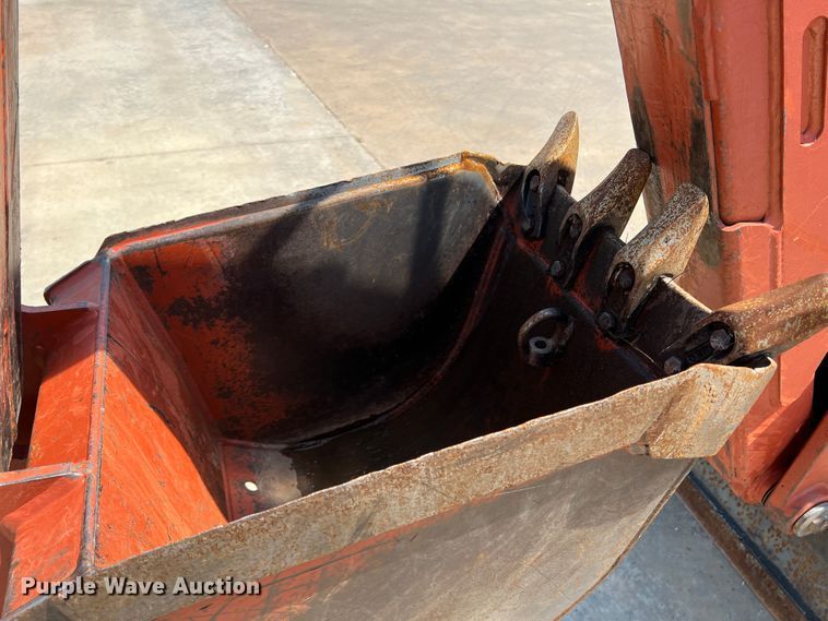 image for item DR1478 2006 Ditch Witch RT75  trencher