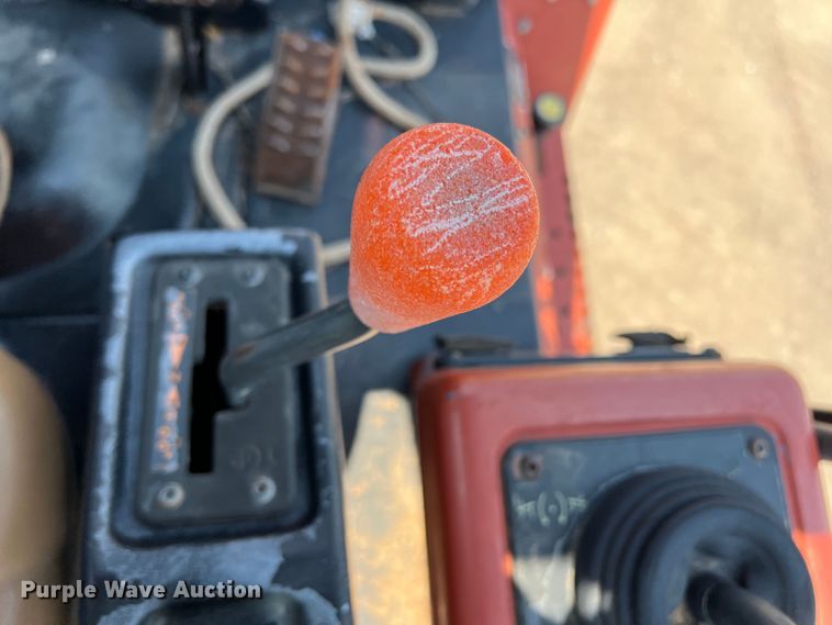 image for item DR1478 2006 Ditch Witch RT75  trencher