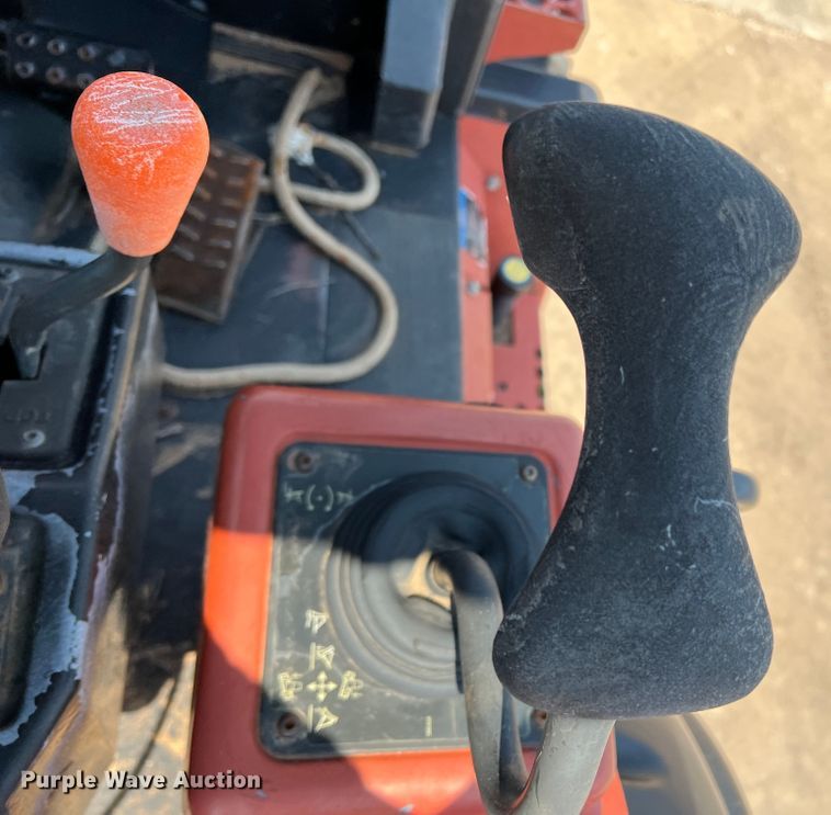 image for item DR1478 2006 Ditch Witch RT75  trencher