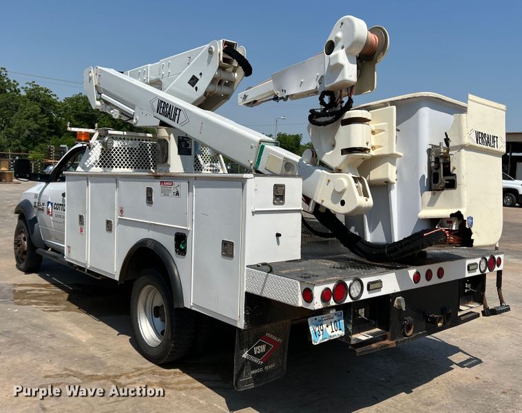 image for item DR1479 2017 Dodge Ram 5500HD  bucket truck