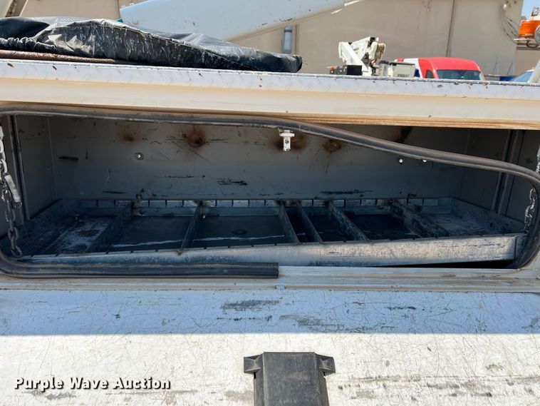 image for item DR1479 2017 Dodge Ram 5500HD  bucket truck