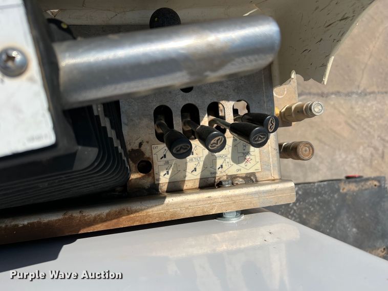 image for item DR1479 2017 Dodge Ram 5500HD  bucket truck