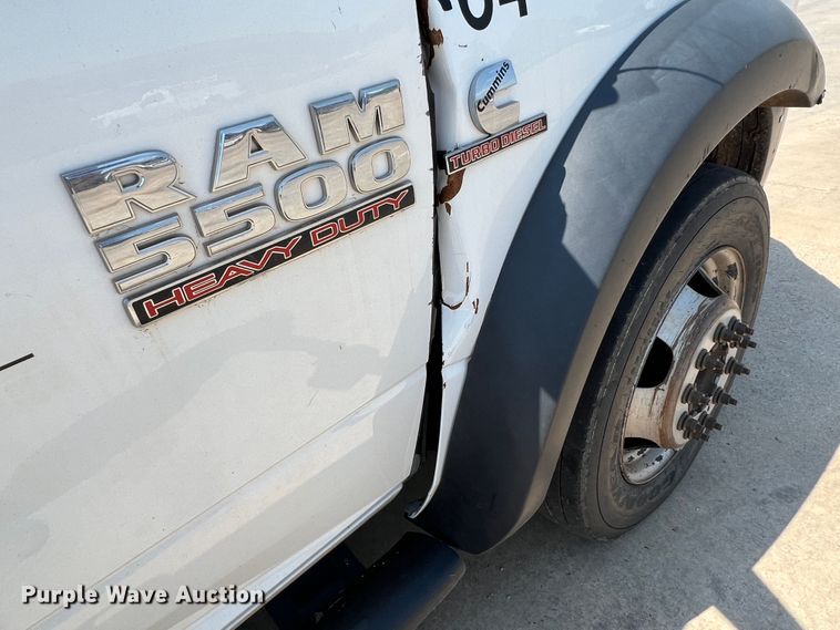 image for item DR1479 2017 Dodge Ram 5500HD  bucket truck