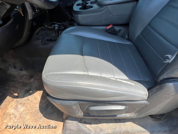 image for item DR1479 2017 Dodge Ram 5500HD  bucket truck