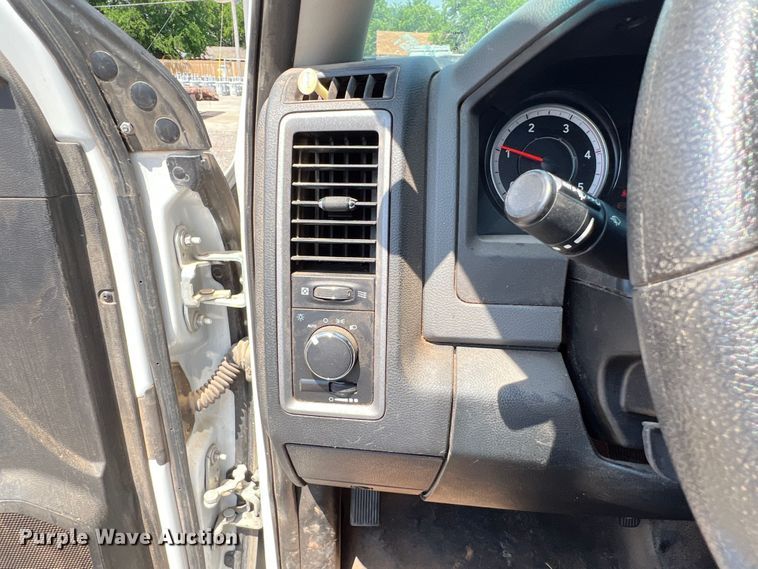 image for item DR1479 2017 Dodge Ram 5500HD  bucket truck