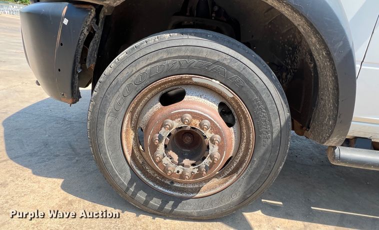 image for item DR1479 2017 Dodge Ram 5500HD  bucket truck