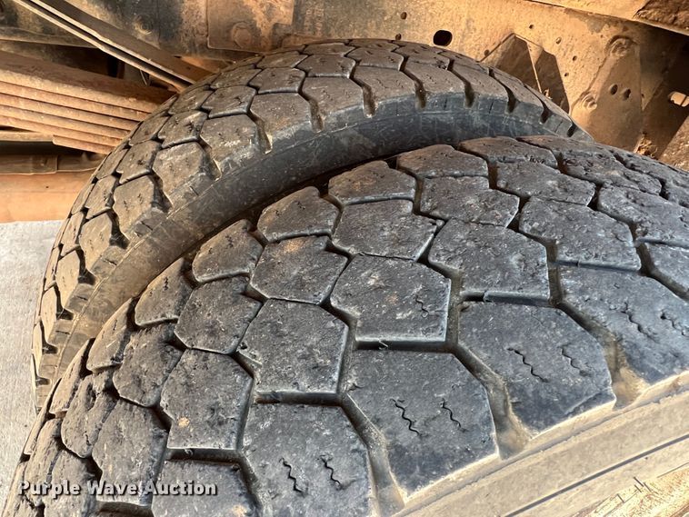 image for item DR1479 2017 Dodge Ram 5500HD  bucket truck