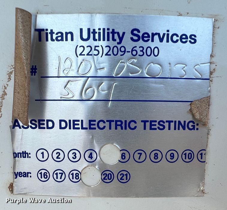 image for item DR1479 2017 Dodge Ram 5500HD  bucket truck