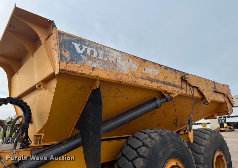 image for item DS7050 2011 Volvo A40F  haul truck
