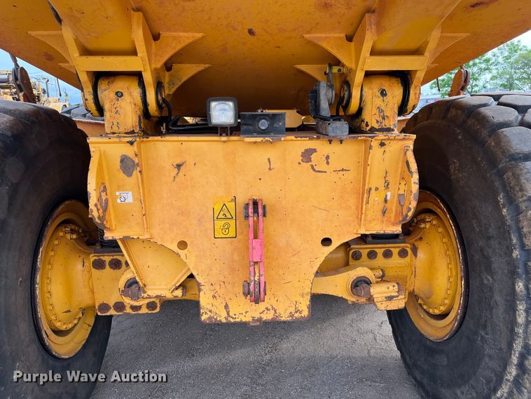 image for item DS7050 2011 Volvo A40F  haul truck