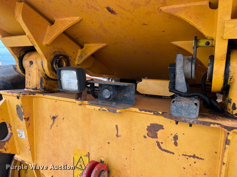 image for item DS7050 2011 Volvo A40F  haul truck
