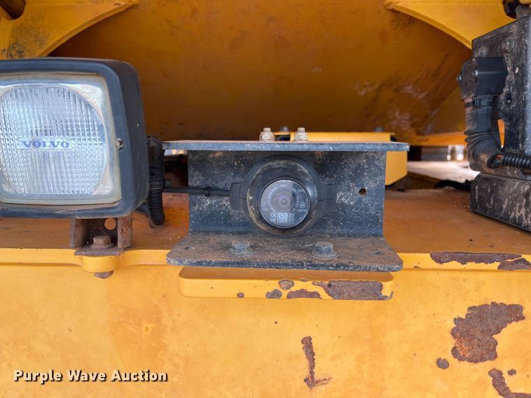 image for item DS7050 2011 Volvo A40F  haul truck