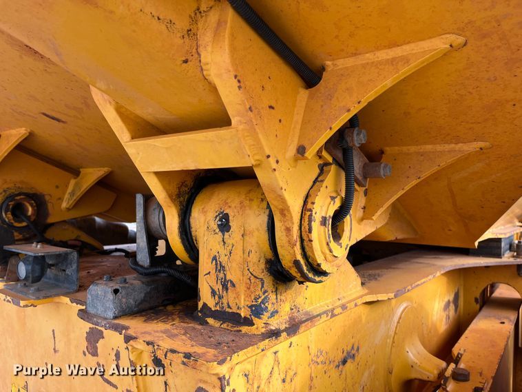 image for item DS7050 2011 Volvo A40F  haul truck