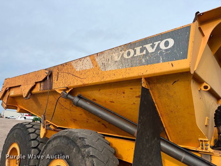 image for item DS7050 2011 Volvo A40F  haul truck