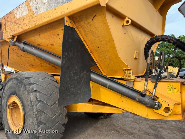 image for item DS7050 2011 Volvo A40F  haul truck