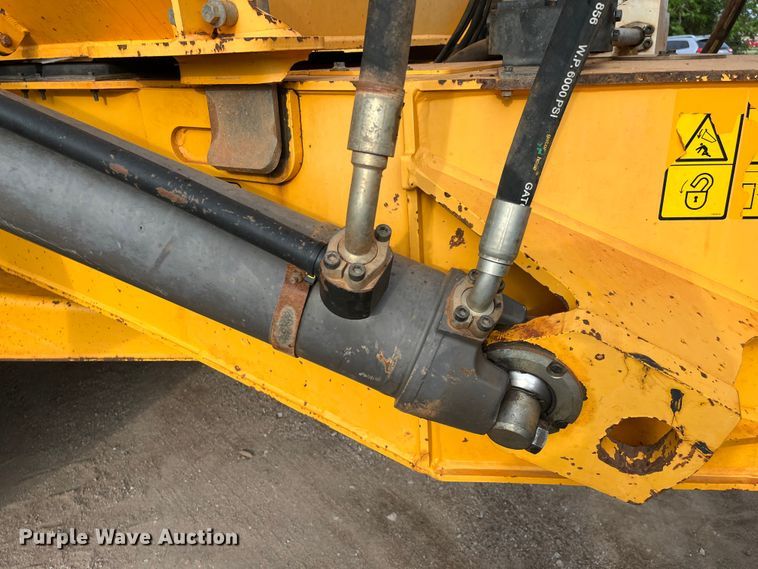 image for item DS7050 2011 Volvo A40F  haul truck