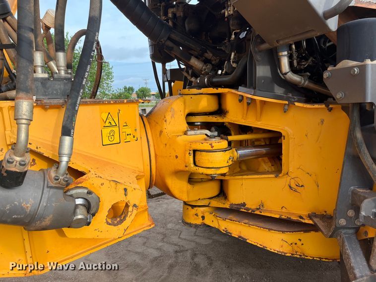 image for item DS7050 2011 Volvo A40F  haul truck