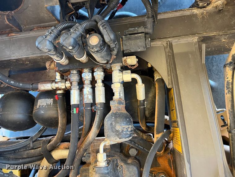 image for item DS7050 2011 Volvo A40F  haul truck